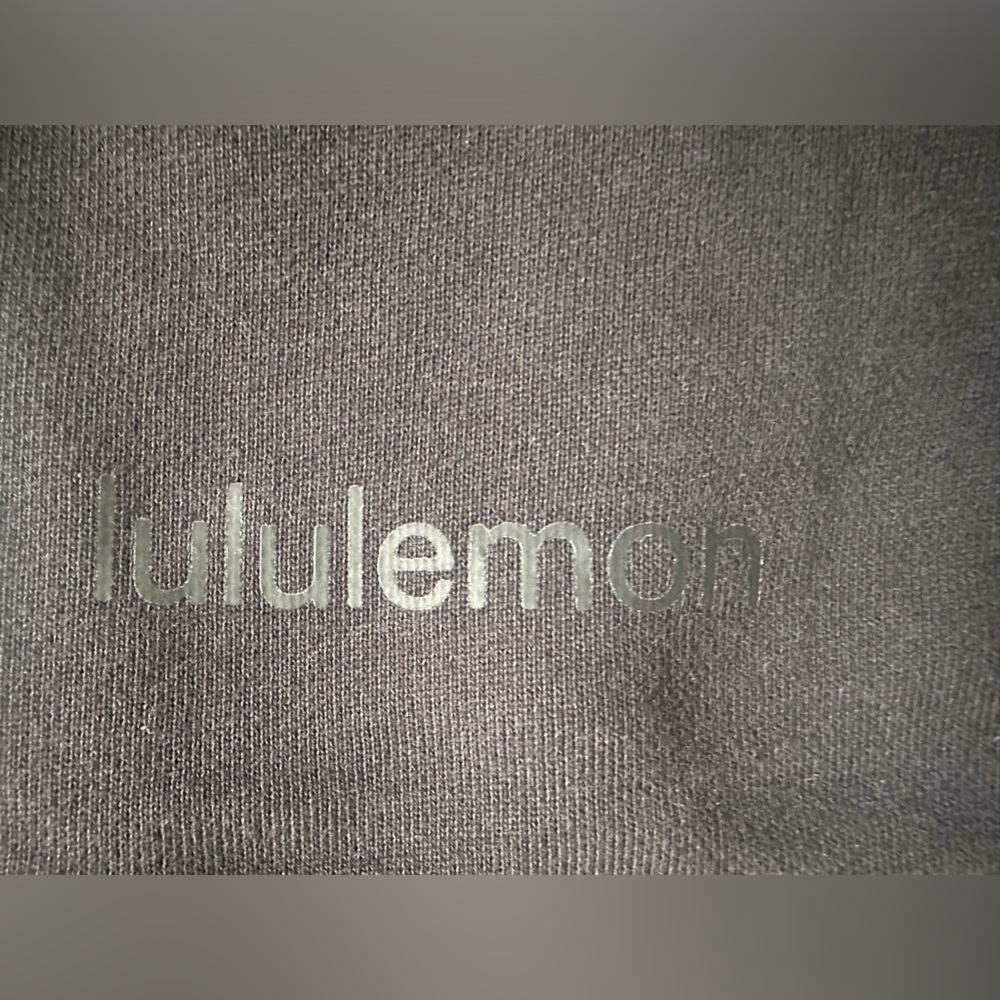 Lululemon Perfectly Oversized Crew retails $108 - Picture 3 of 5